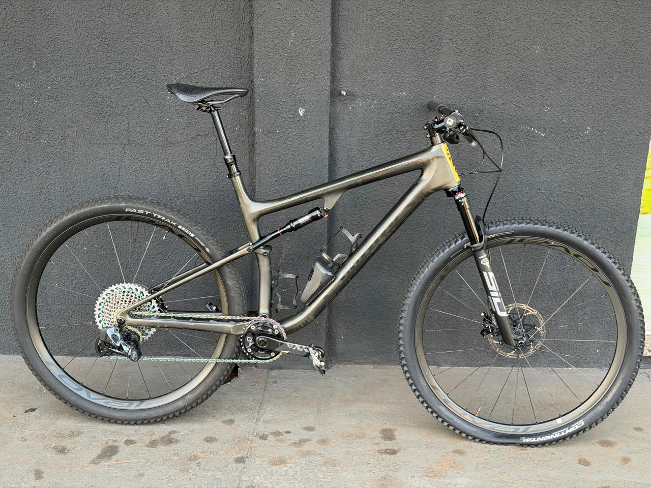Specialized Epic Sworks (SEMINOVA)